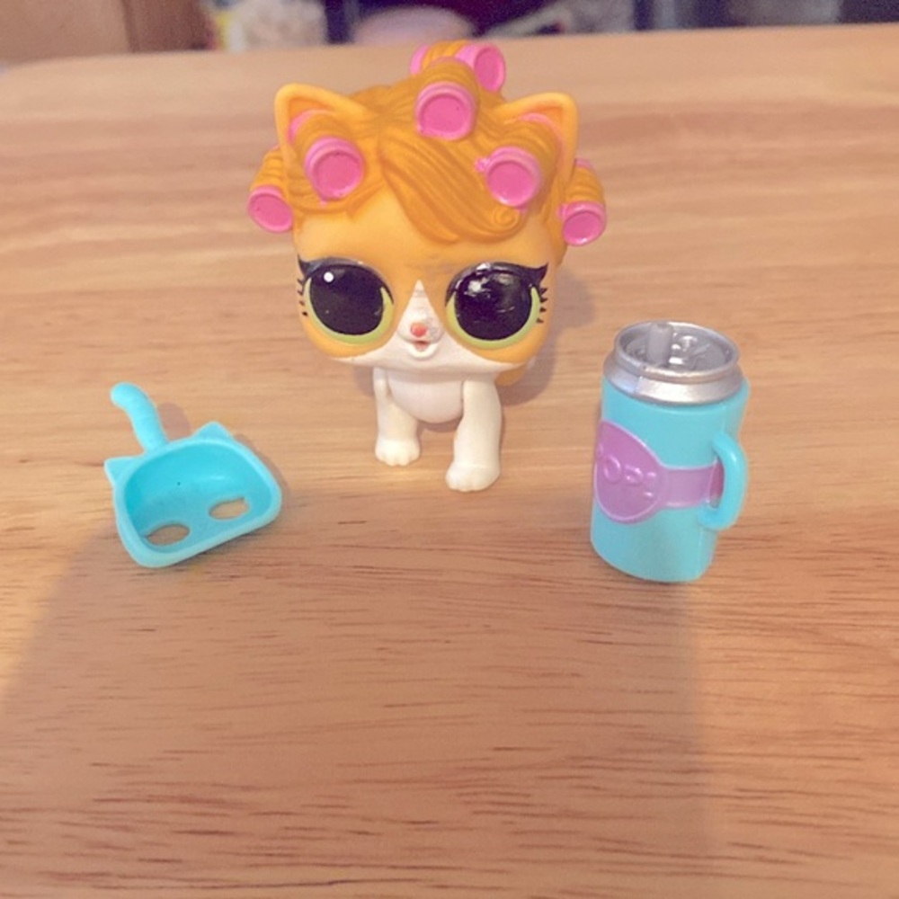 LOL Surprise! Pets Kittydoll Cat Series